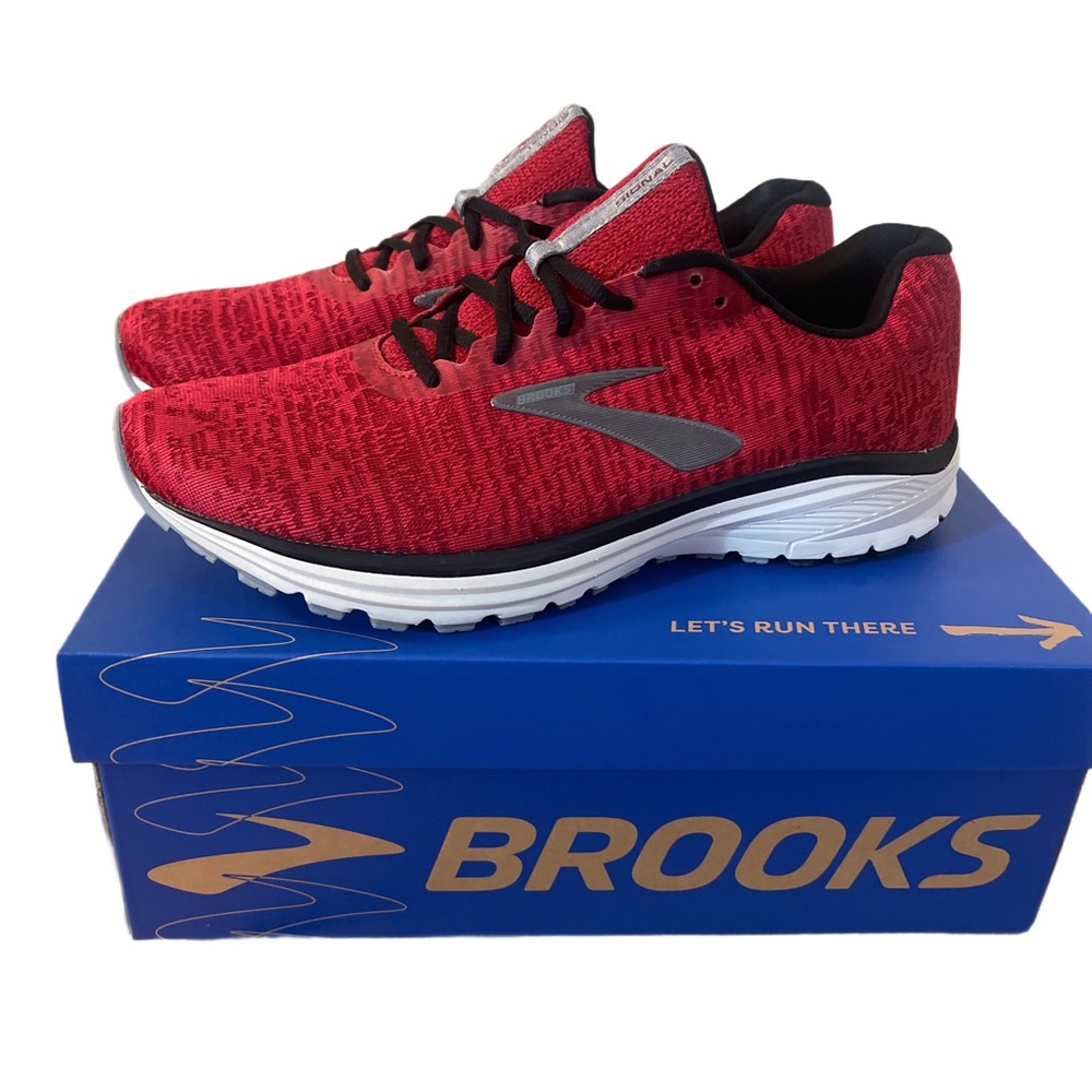 Brooks SIGNAL Men’s size 11 running shoes